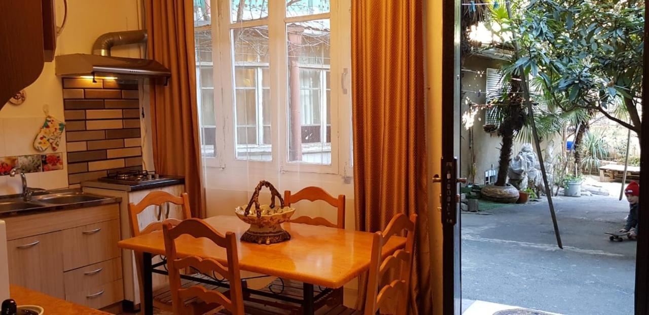 Madona'S Apartment ティビリシ エクステリア 写真